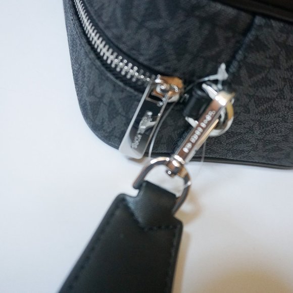 Michael Kors Kenly Large Pocket Crossbody Bag MK Black - Picture 9 of 12